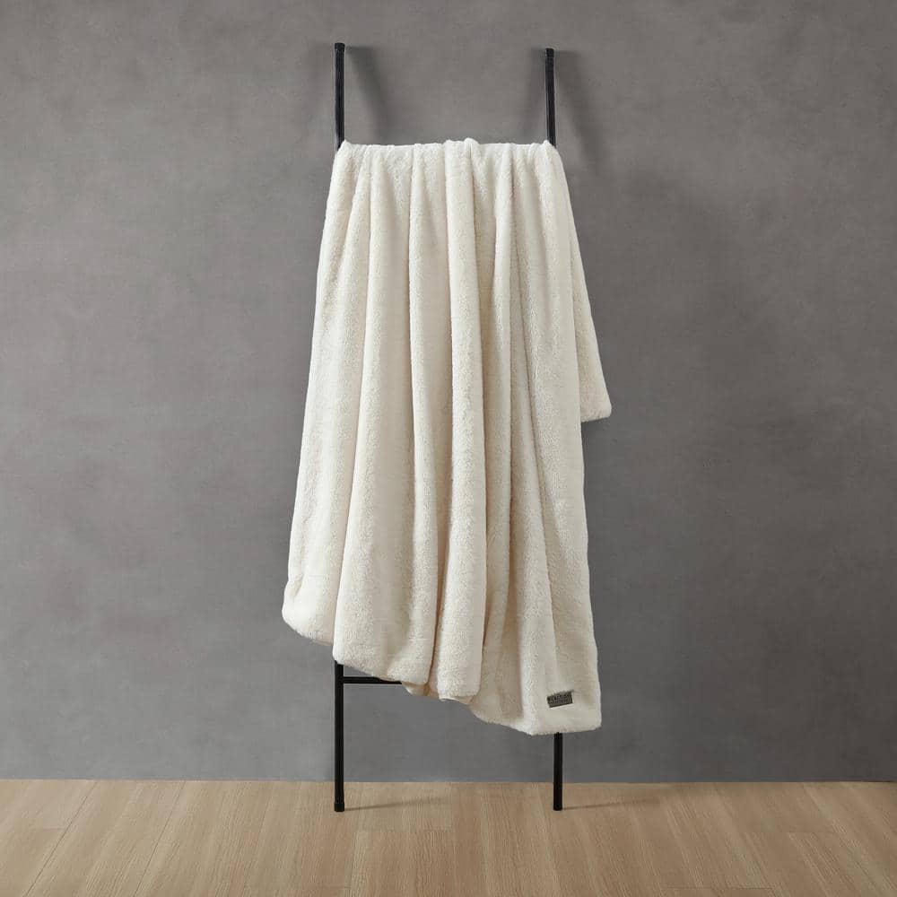 White Faux Fur and Micromink Reversible Throw Blanket 50" x 60"