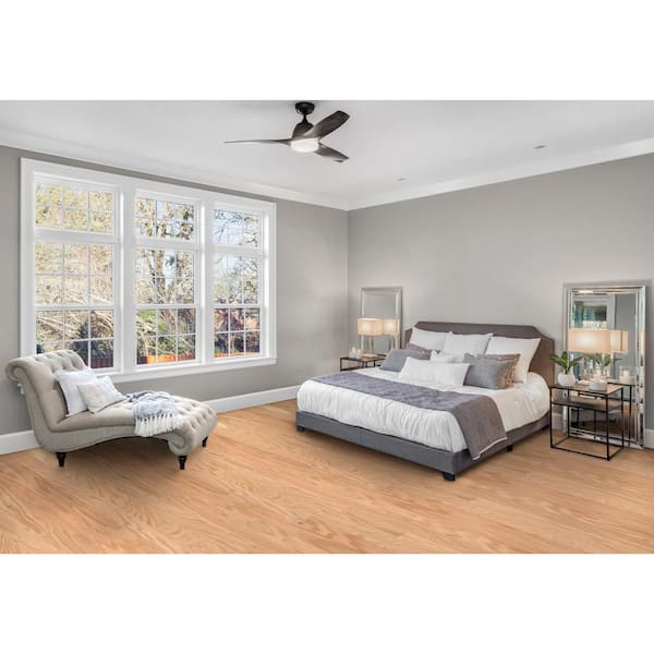 Shaw Bradford 3 Natural Red Oak 3/8 in. T X 3.25 in. W