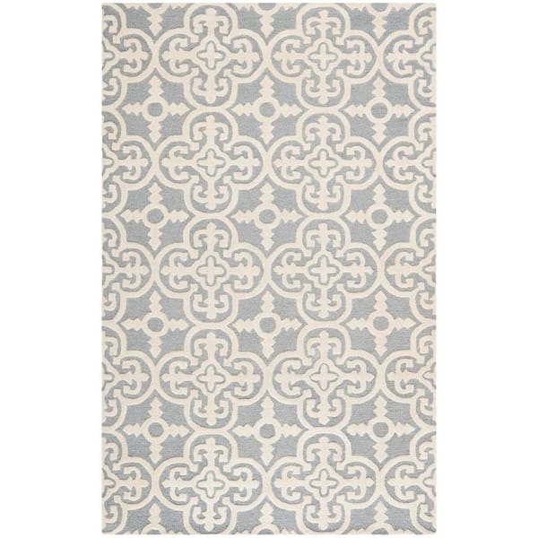 SAFAVIEH Cambridge Silver/Ivory 5 ft. x 8 ft. Medallion Geometric Area Rug