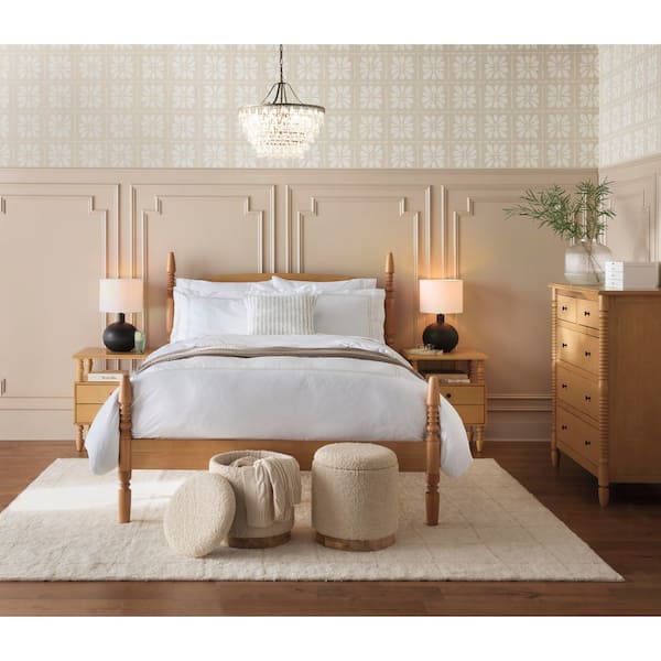 Clarus 6-Light Antique Bronze Glam Chandelier with Hanging Teardrop Crystals