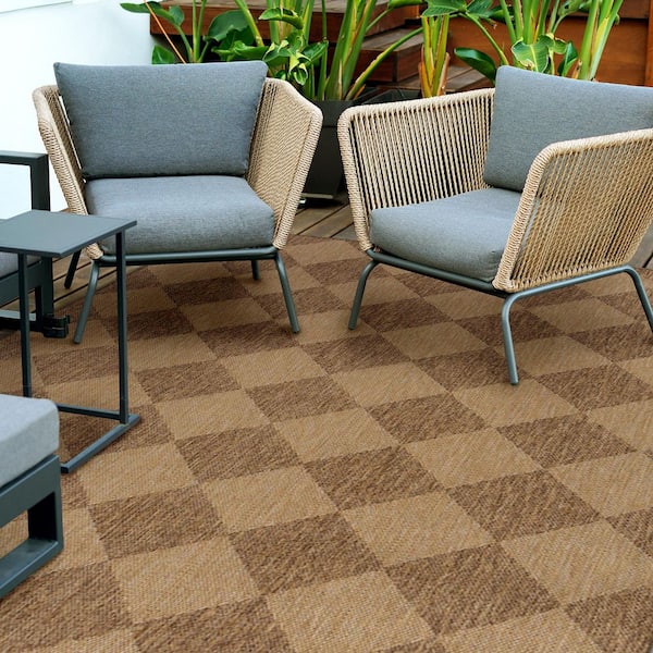 Beige/Brown Diamond 8 ft. x 10 ft. Indoor/Outdoor Area Rug