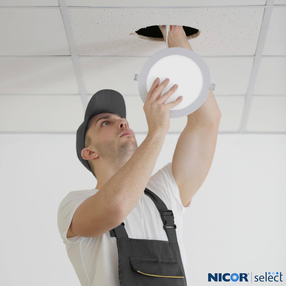 8.9'' White Aluminum LED Canless Recessed Lighting Kit