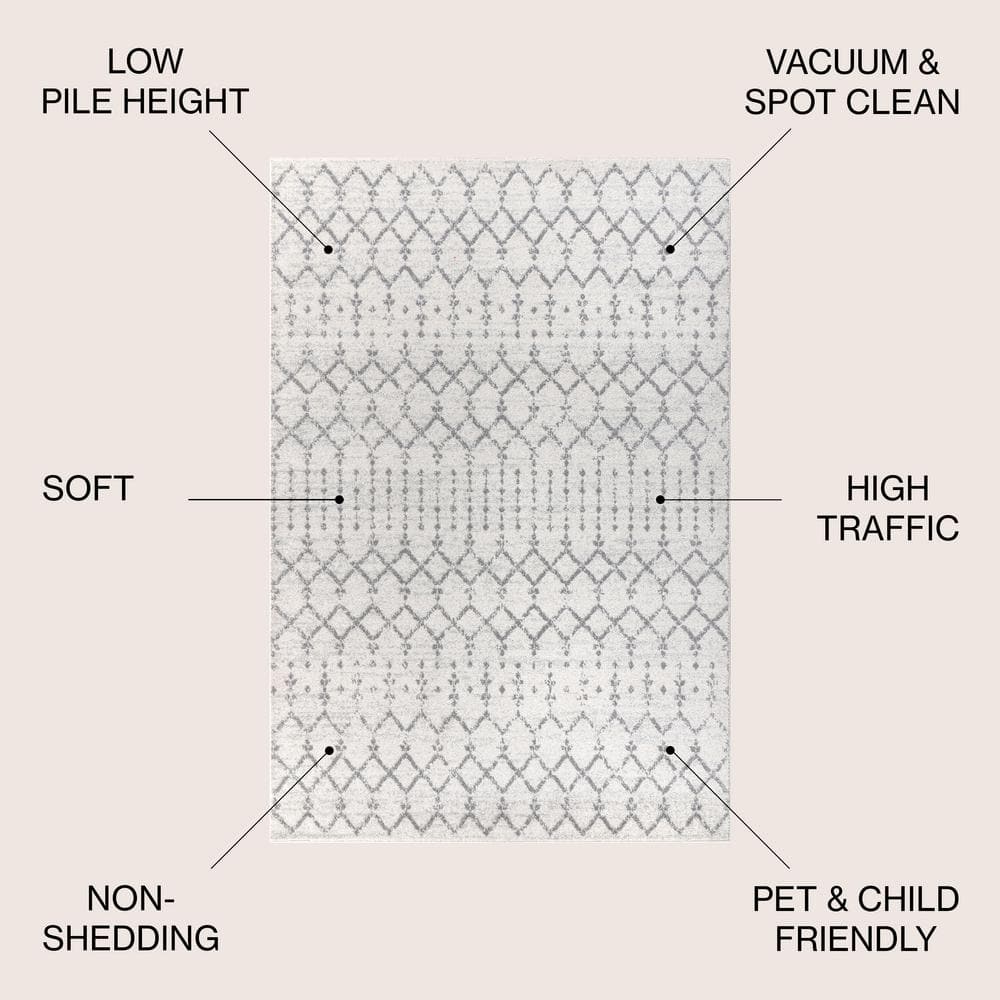 Cream and Gray Diamond Pattern Reversible Area Rug