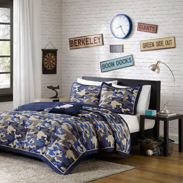 Intelligent Design Andrew 4-Piece Blue Full/Queen Coverlet Set