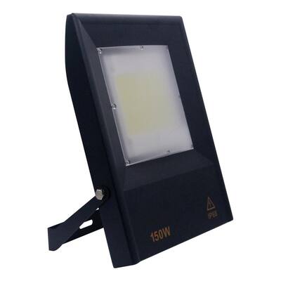 4 x  HO/OO model railway floodlight warm white LED made plaza lamp post #012 