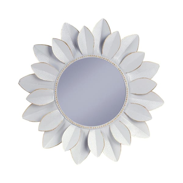 TRIPAR INTERNATIONAL, INC. 31.88 in. H x 31.88 in. W Medium Round White Classic Mirror