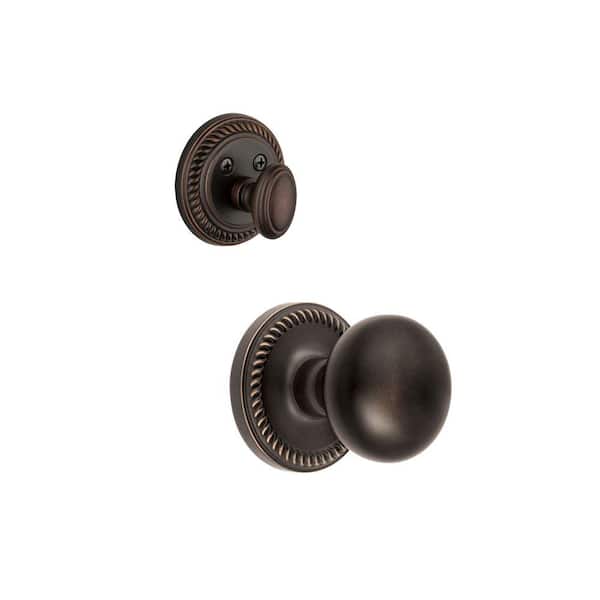 Grandeur Newport Single Cylinder Timeless Bronze Combo Pack Keyed Alike with Fifth Avenue Knob and Matching Deadbolt