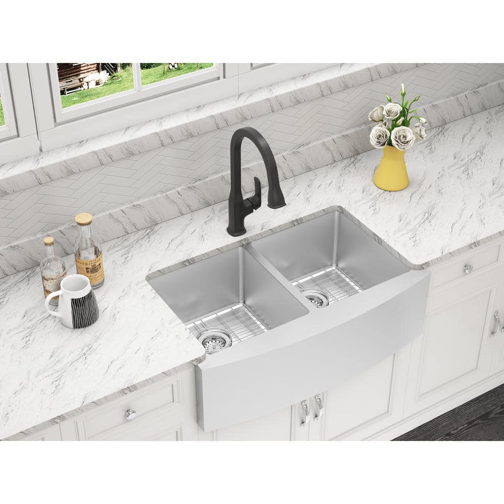 Belleville 33'' Satin Stainless Steel Farmhouse Double Bowl Sink