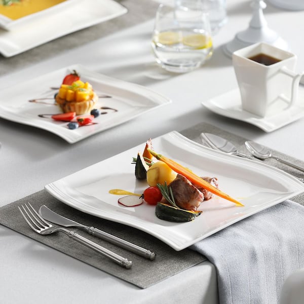 MALACASA 2-Piece White Porcelain Dinnerware in the Serveware