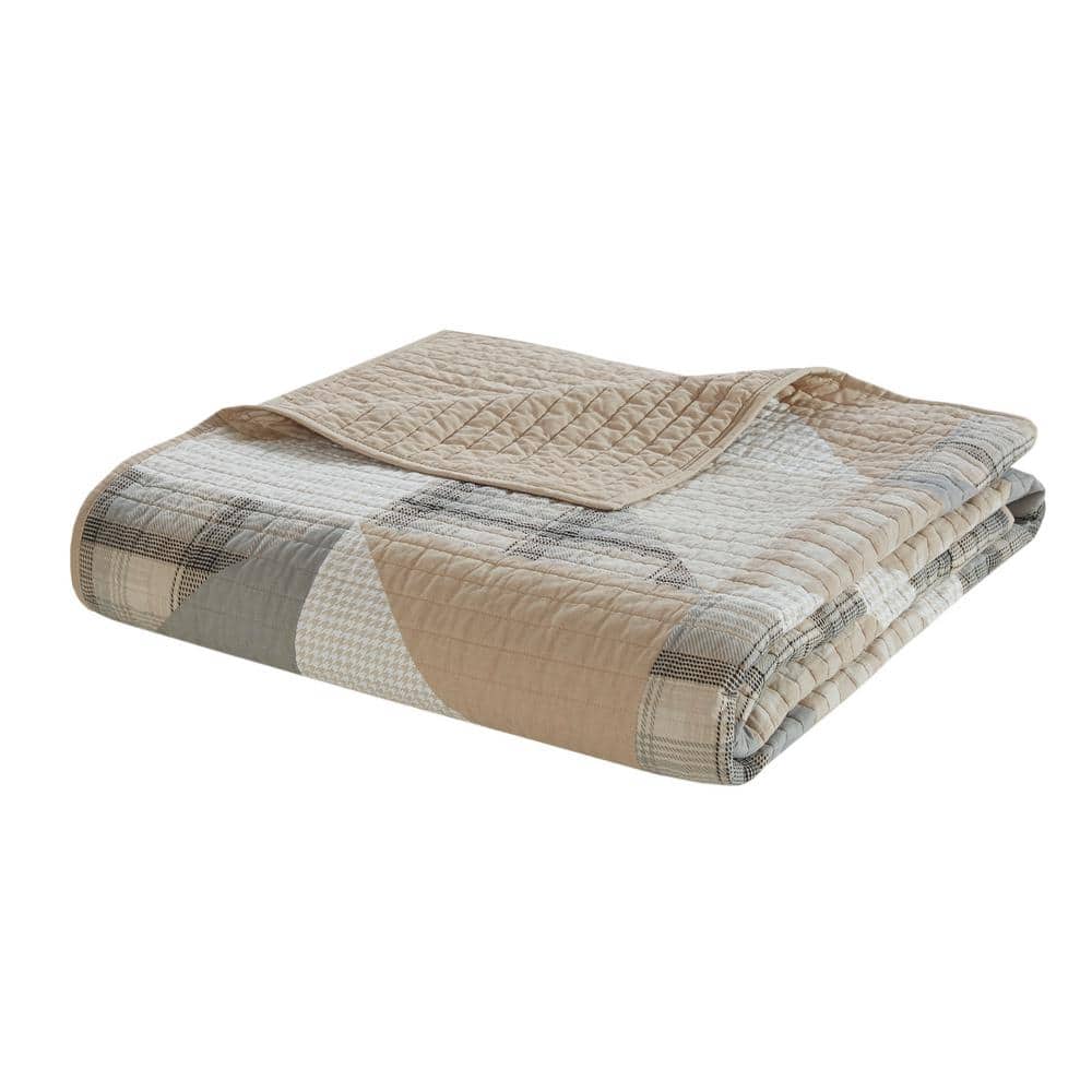 Tan Geometric Pattern Oversized Cotton King Quilt Set