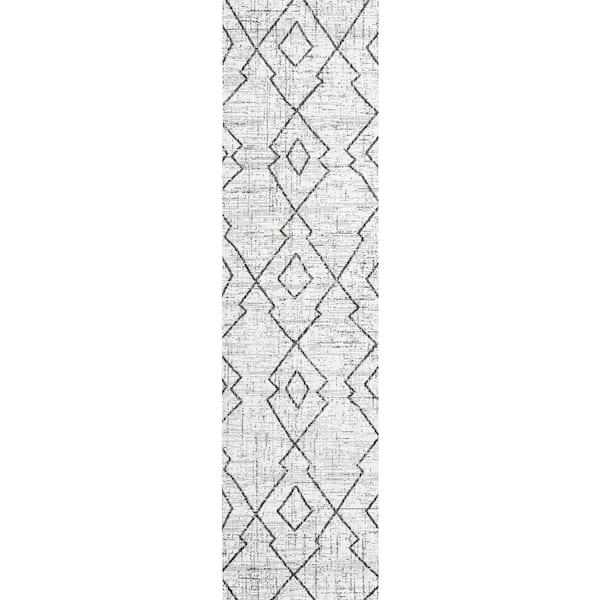 Carwa Ivory/Black 2 ft. x 8 ft. Tribal Diamond Trellis Indoor/Outdoor Area Rug
