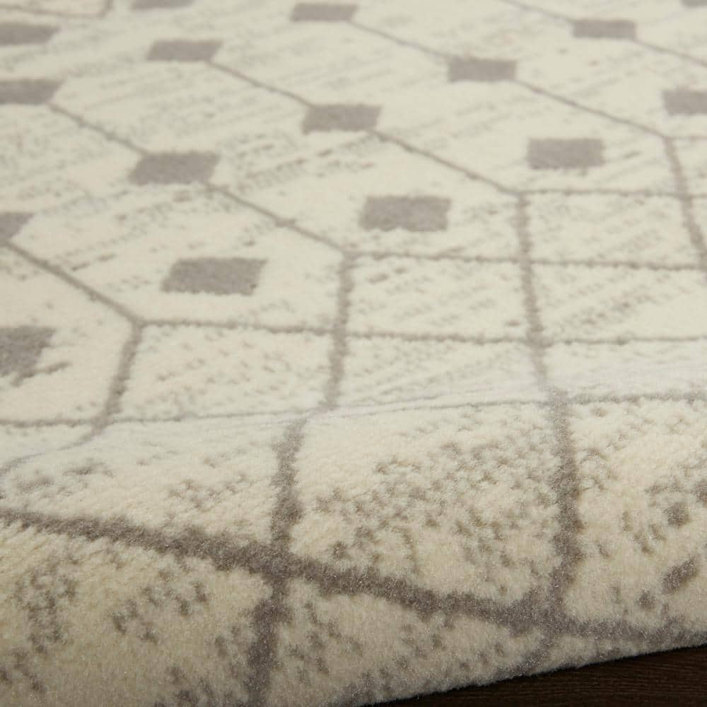 Ivory and Grey Moroccan Diamond 6' x 9' Synthetic Area Rug