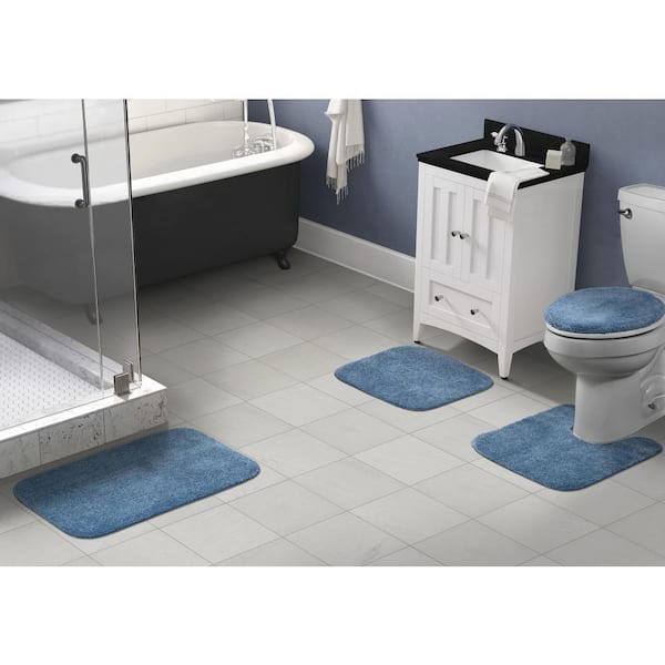 https://images.thdstatic.com/productImages/a5fa1d30-1d16-4df1-89b9-5454db99e4b9/svn/basin-blue-garland-rug-bathroom-rugs-bath-mats-ba010w4p15j4-31_600.jpg