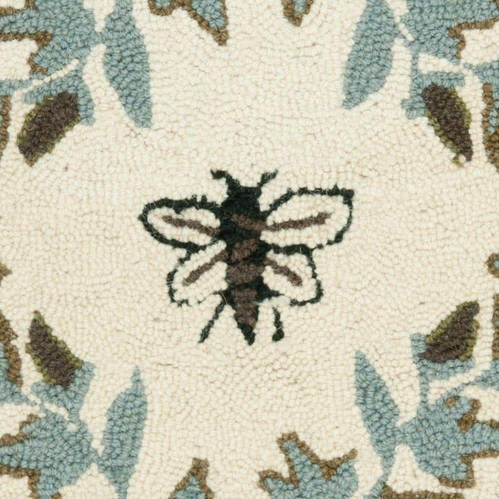 Ivory Floral Hand-Hooked Wool Rectangular Area Rug