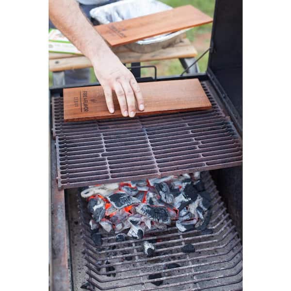 Cedar grilling planks BBQ, 2 pcs. – Gourmet Kitchenworks