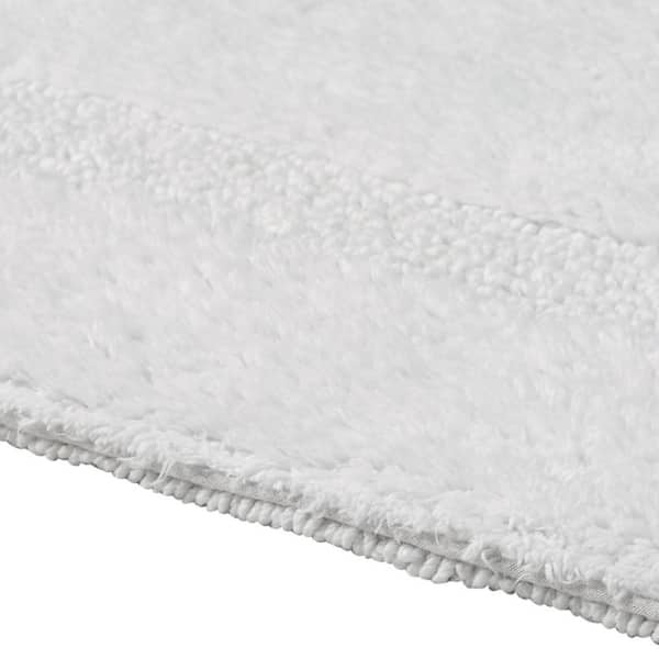 Lux Collection White 30 in. x 30 in. 100% Cotton Reversible Race Track Pattern Bath Rug