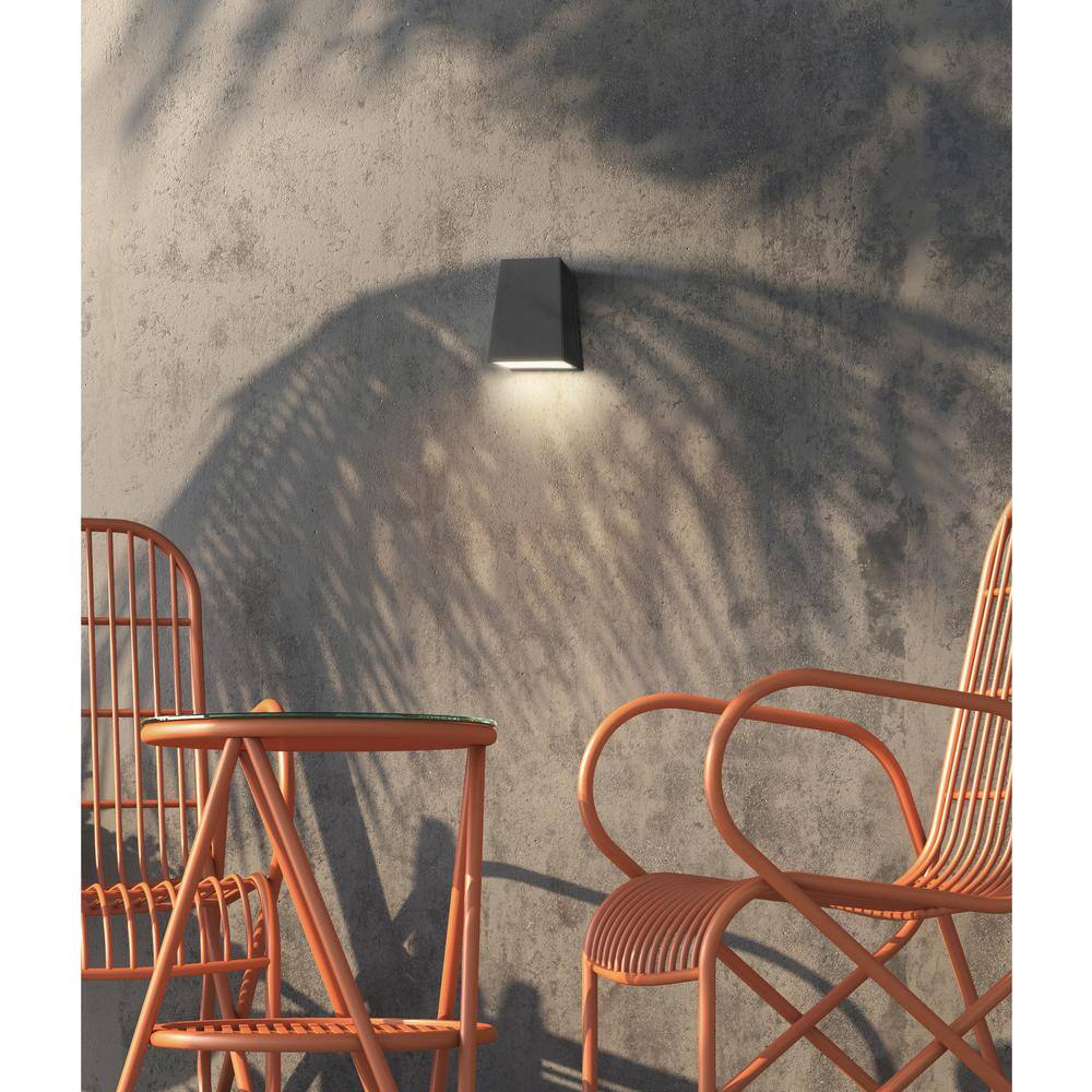 Sleek Edge Black Glass LED Outdoor Wall Sconce