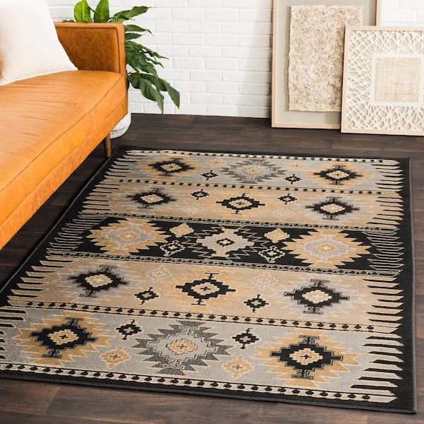 Zuata Gray 2 ft. 2 in. x 7 ft. 7 in. Runner Rug