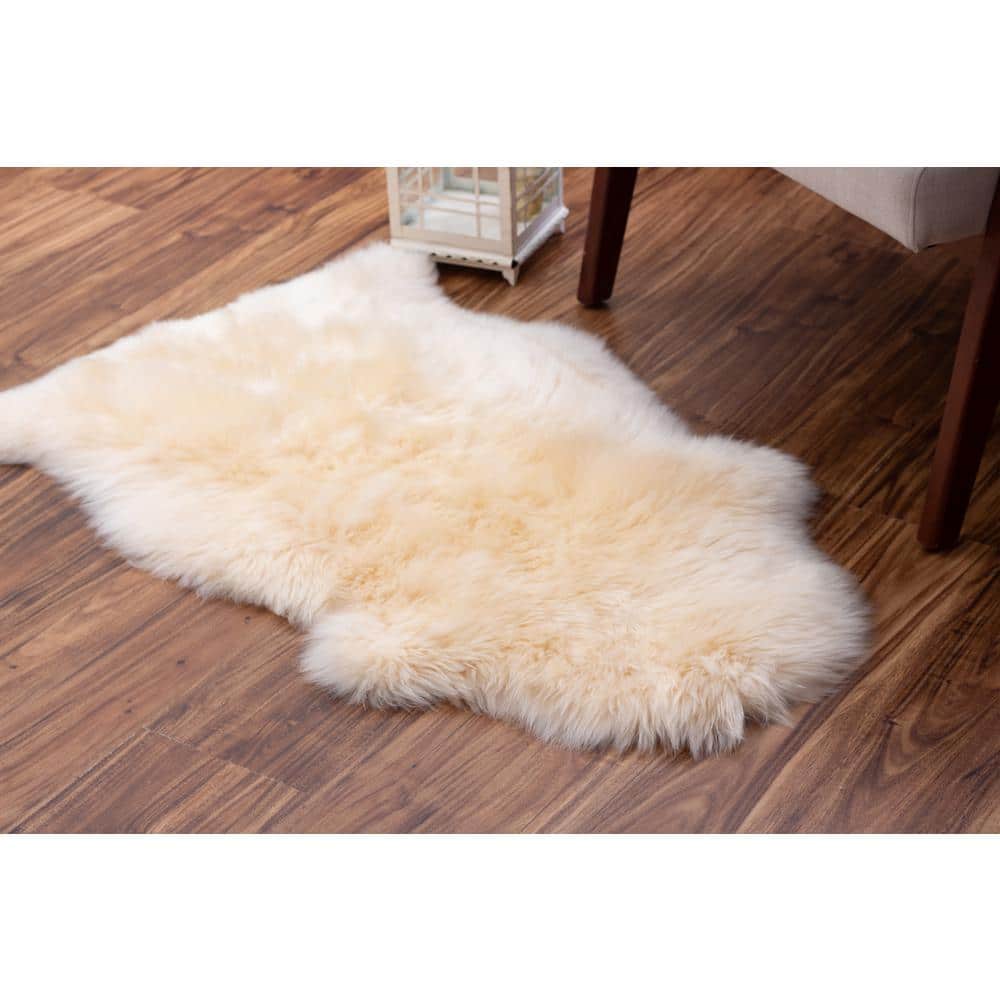 Shearling Champagne Rug Super Area Rugs Genuine New Zealand Sheepskin Pelt 2 x 3 ft. Champagne ...