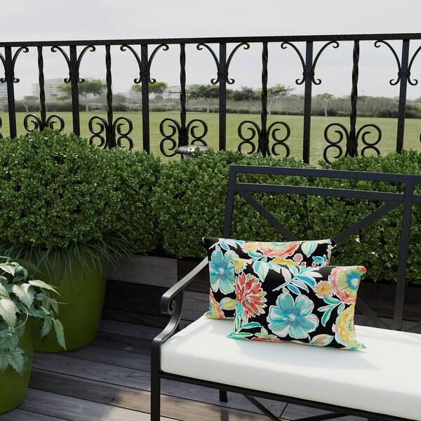 Outdoor lumbar outlet throw pillows