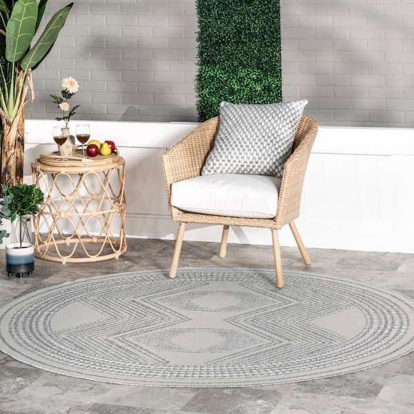 Ranya Tribal Light Grey 8 ft. Outdoor Round Rug