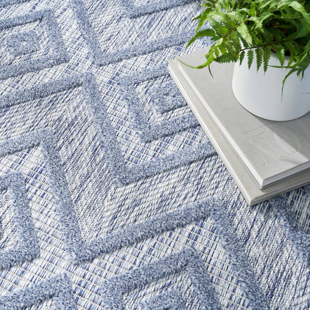 Denim Blue Diamond 5' x 7' Easy-Care Synthetic Rectangular Rug