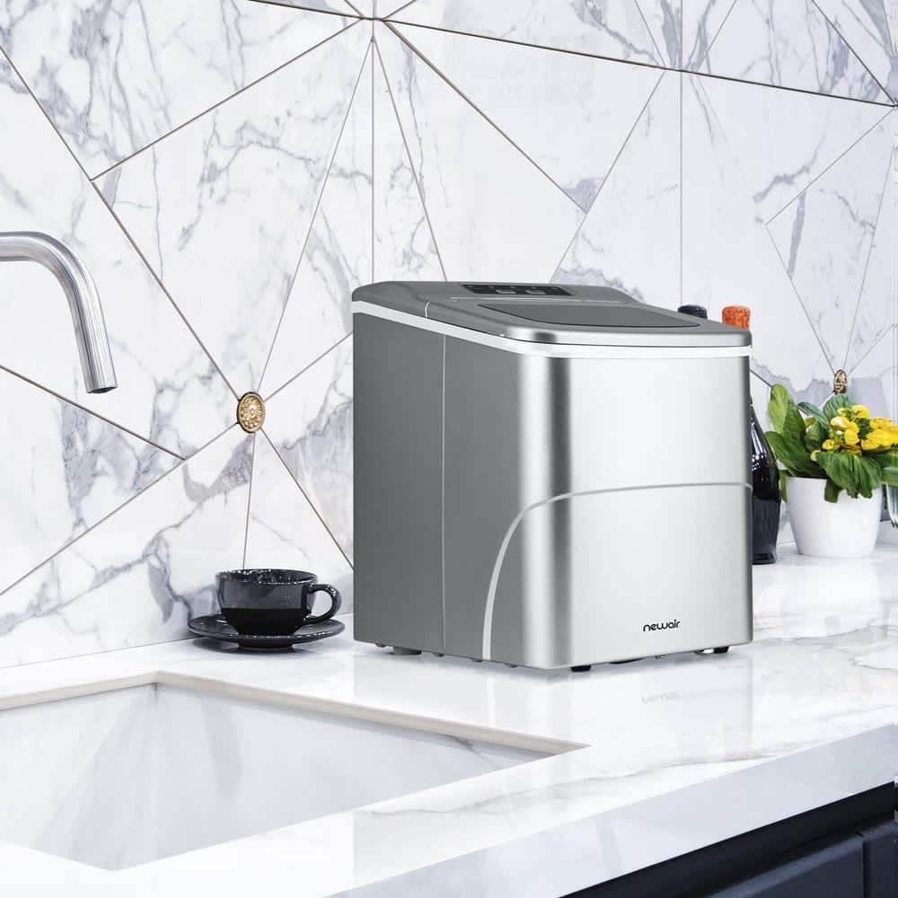 Newair 26 lb Silver Portable Countertop Ice Maker