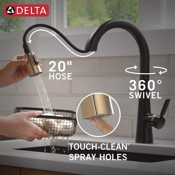 Delta Faucet Monrovia Pull-Down Kitchen Faucet – Champagne Bronze, Magnetic Docking, Lumicoat Finish – Fits 1 Or 3 Holes