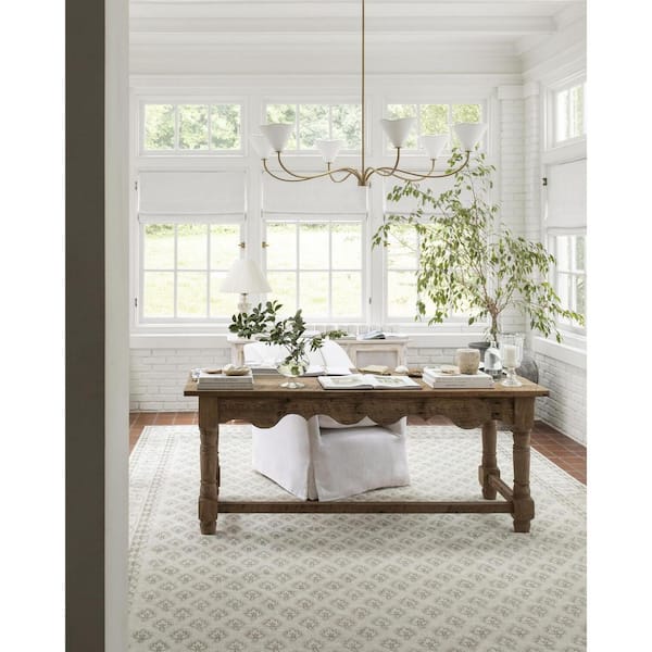 Nabela Noor Home Shanti Traditional Grey 5 x 7 Machine Woven Area Rug