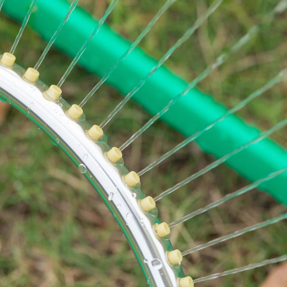 Green Plastic Oscillating Water Sprinkler with 18 Nozzle Jets