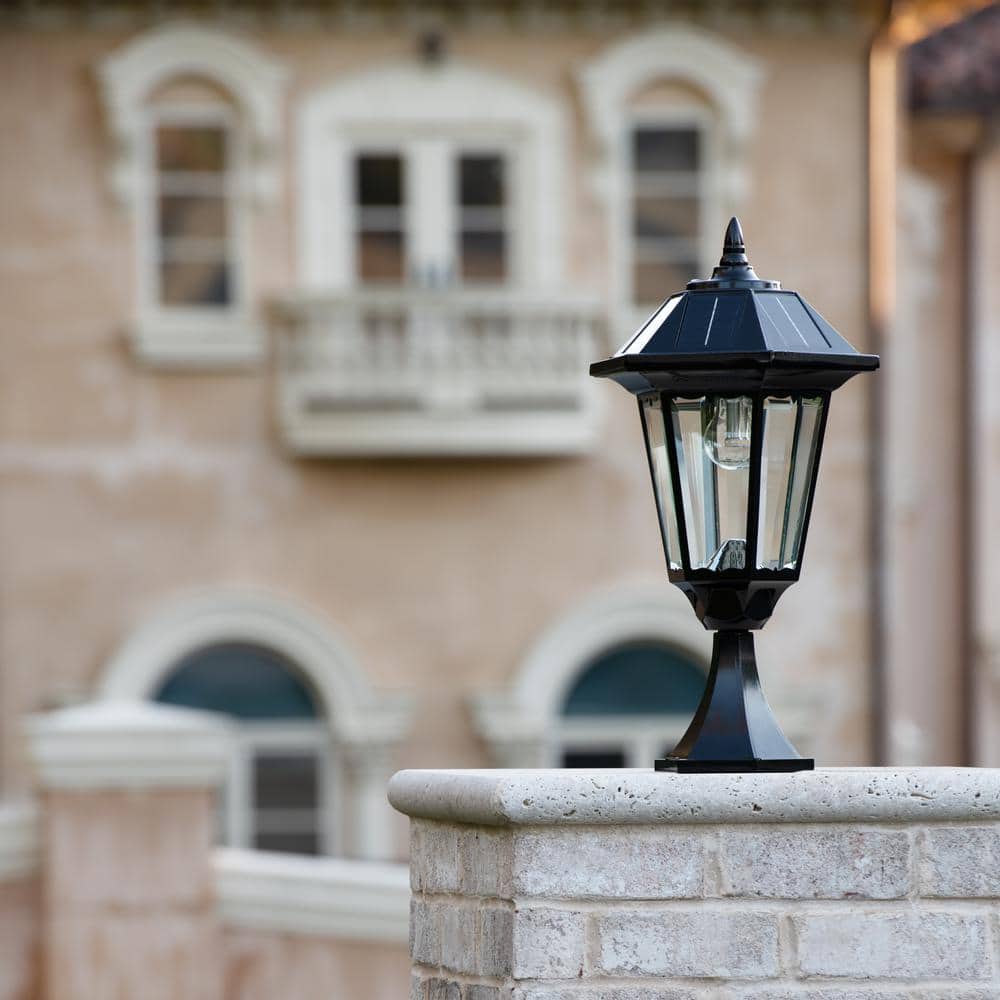 Black Cast Aluminum Solar LED Outdoor Lamp Post Light