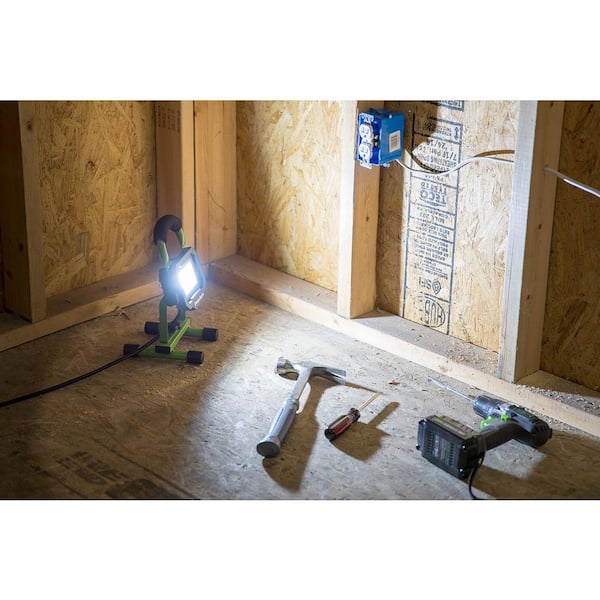 PowerSmith 15,000 Lumen Portable LED Work Light with 10 ft. Cord PWLS150H -  The Home Depot