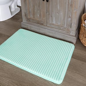 Roswell 20 in. x 30 in. Classic Mint Polyester Machine Washable Bath Mat