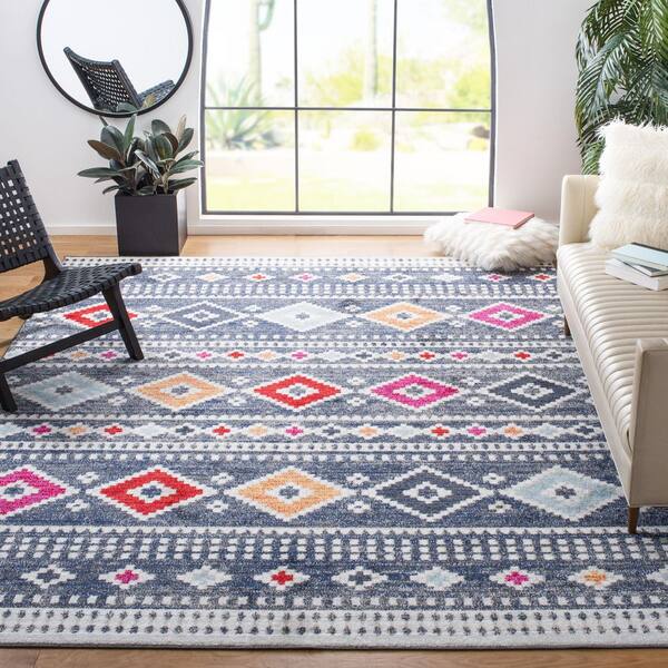 Adirondack 9 ft. x 12 ft. Gray/Beige Tribal Area Rug