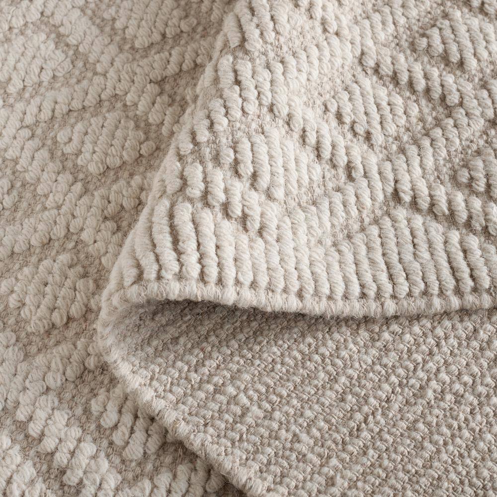 Ivory Geometric Tufted Wool Runner Rug 2'3" x 8'