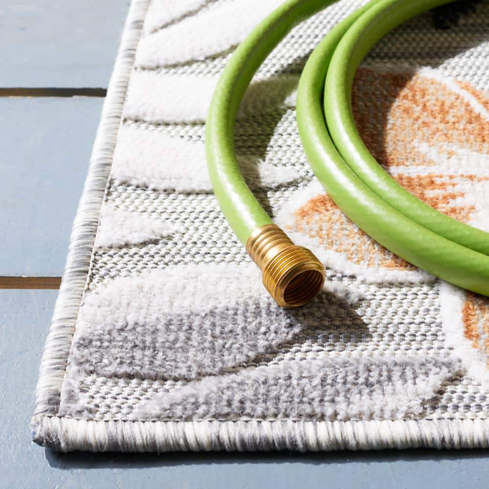 Cabana Ivory Floral Synthetic 2' x 9' Runner Rug
