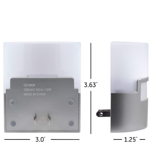 GE 0.5-Watt Motion Activated Plug In Integrated LED Night Light 12201 - The  Home Depot