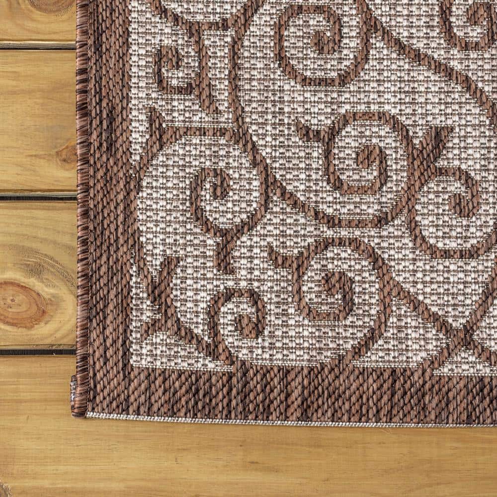Taupe & Espresso Vintage Filigree Synthetic 5x8 Outdoor Rug