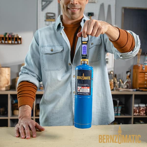 Bernzomatic 1 lb. All-Purpose Propane Gas Cylinder 327774 - The Home Depot
