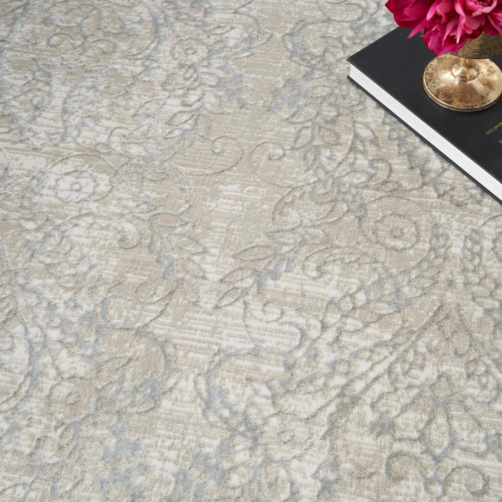 Iliana Beige Grey 4' x 6' Synthetic Damask Area Rug