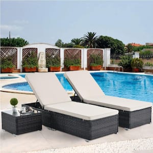 Patio Chaise Brown Beige Adjustable Wicker Outdoor Lounge Chair with Beige Cushion 1-Pack