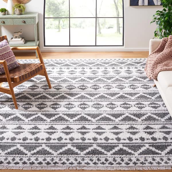 Augustine 8 ft. x 10 ft. Ivory/Gray Contemporary Chevron Area Rug