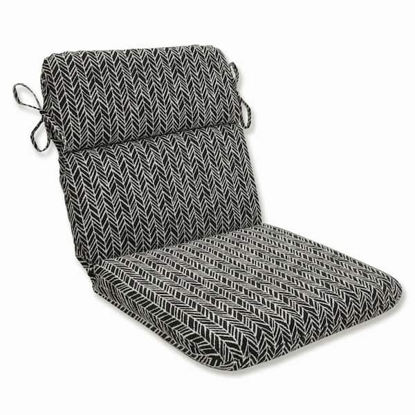Pillow Perfect Herringbone 21 in. W x 3 in. H Deep Seat, 1-Piece Chair Cushion with Round Corners in Black/Ivory Herringbone