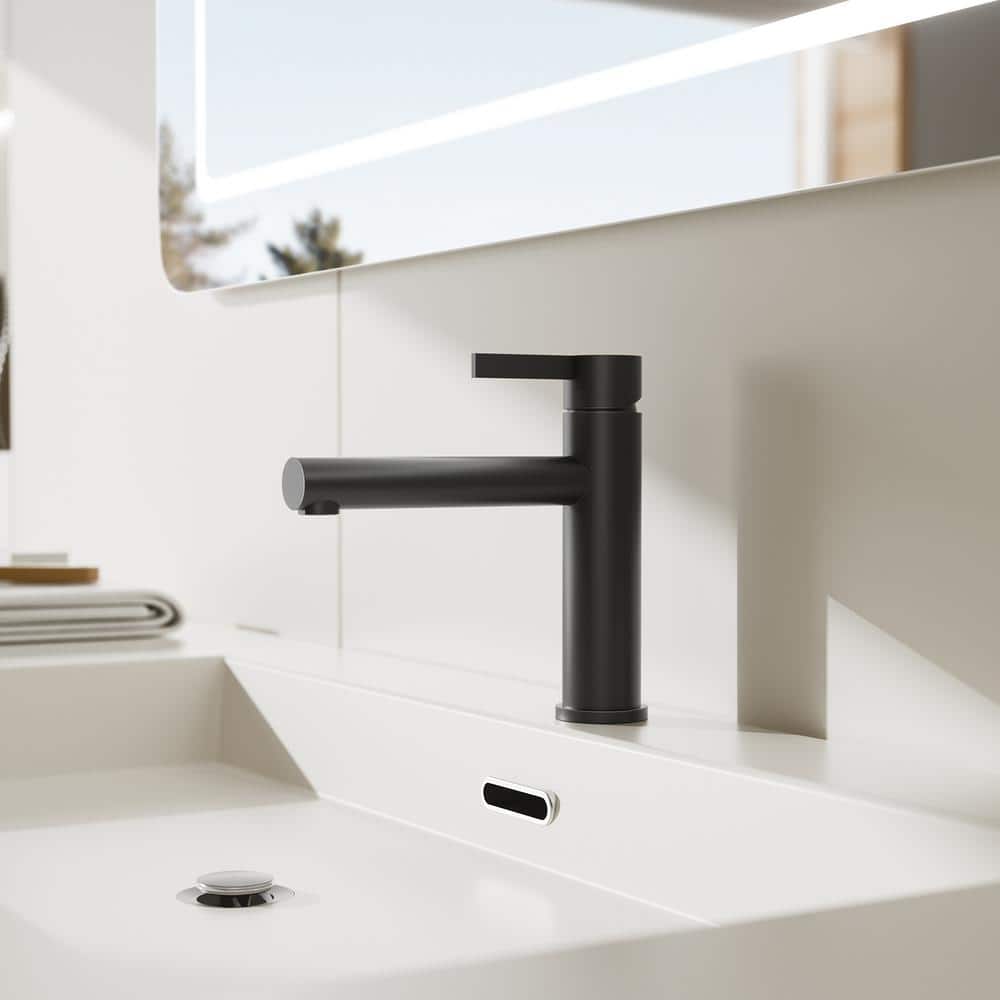Matte Black Single Handle Bathroom Faucet with Drain Assembly