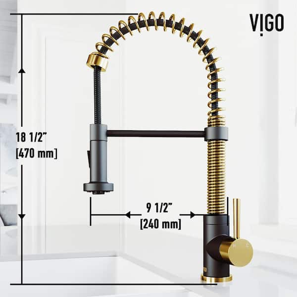 VIGO Edison Single Handle Pull-Down Sprayer Kitchen Faucet in
