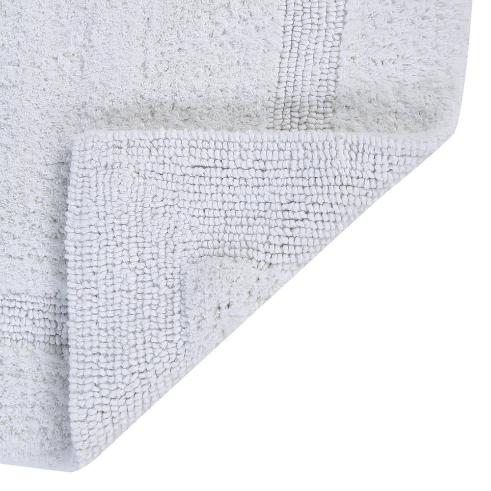 White Cotton Reversible Bath Mat Rug Set