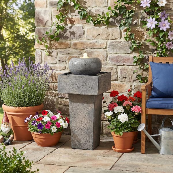 20.87 in. Metal Cutout Spitter Outdoor Water Fountain w/LED Lights