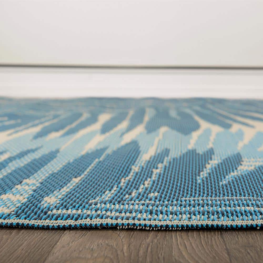 Tropical Blue Floral Reversible Synthetic Outdoor Area Rug