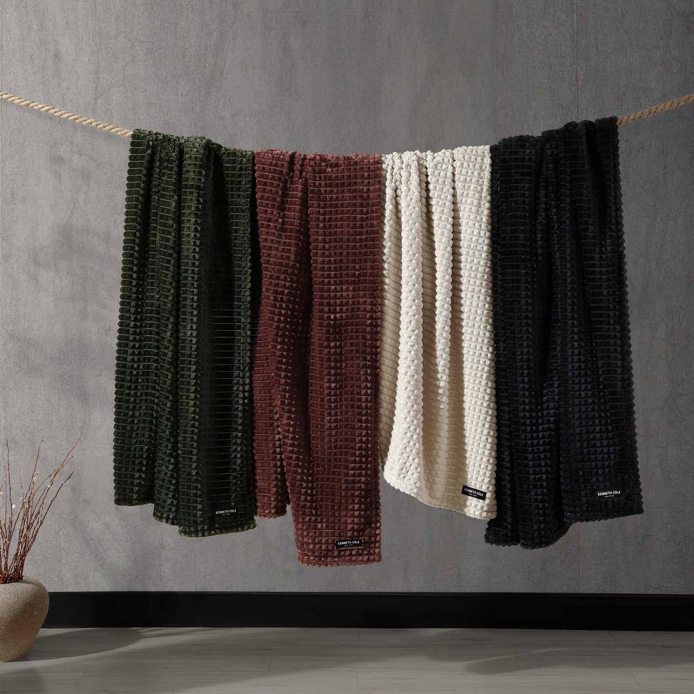 Kenneth Cole Black Textured Plush Reversible Throw Blanket