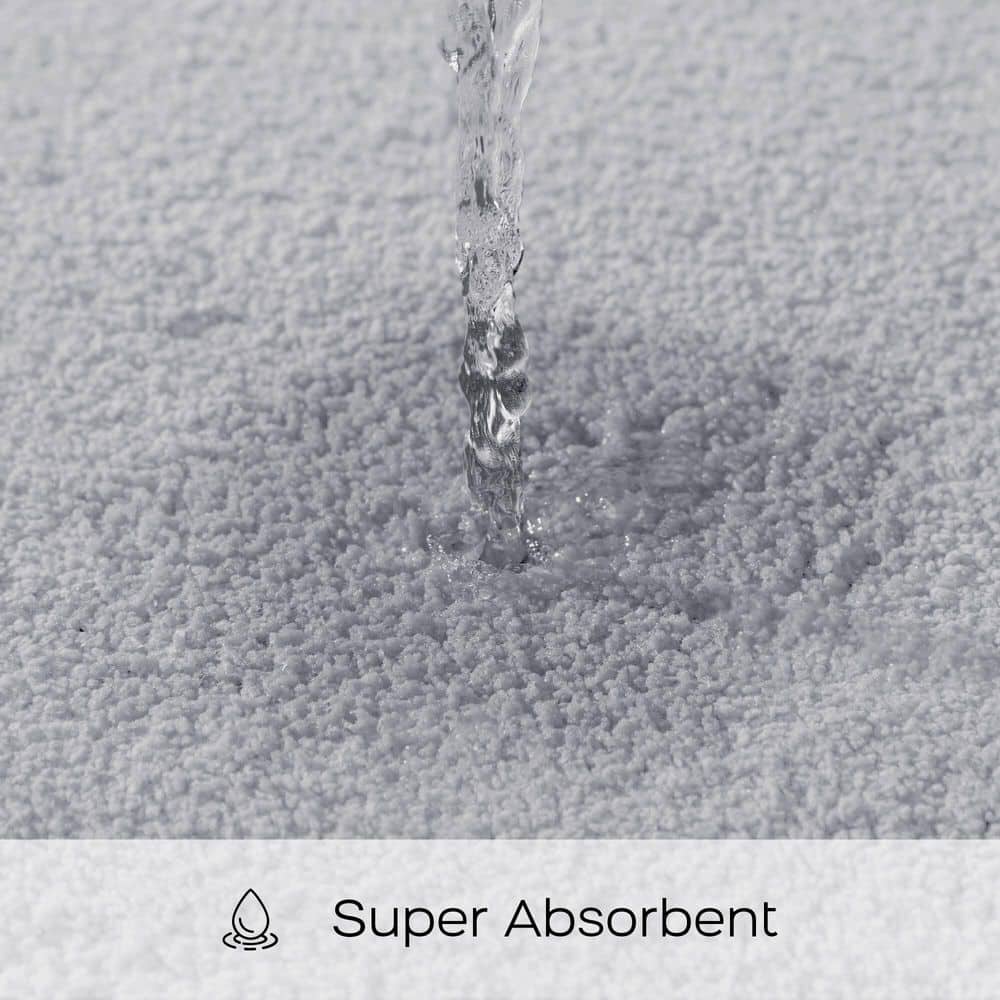 Luxurious Gray Microfiber Quick-Dry Spa Bath Rug